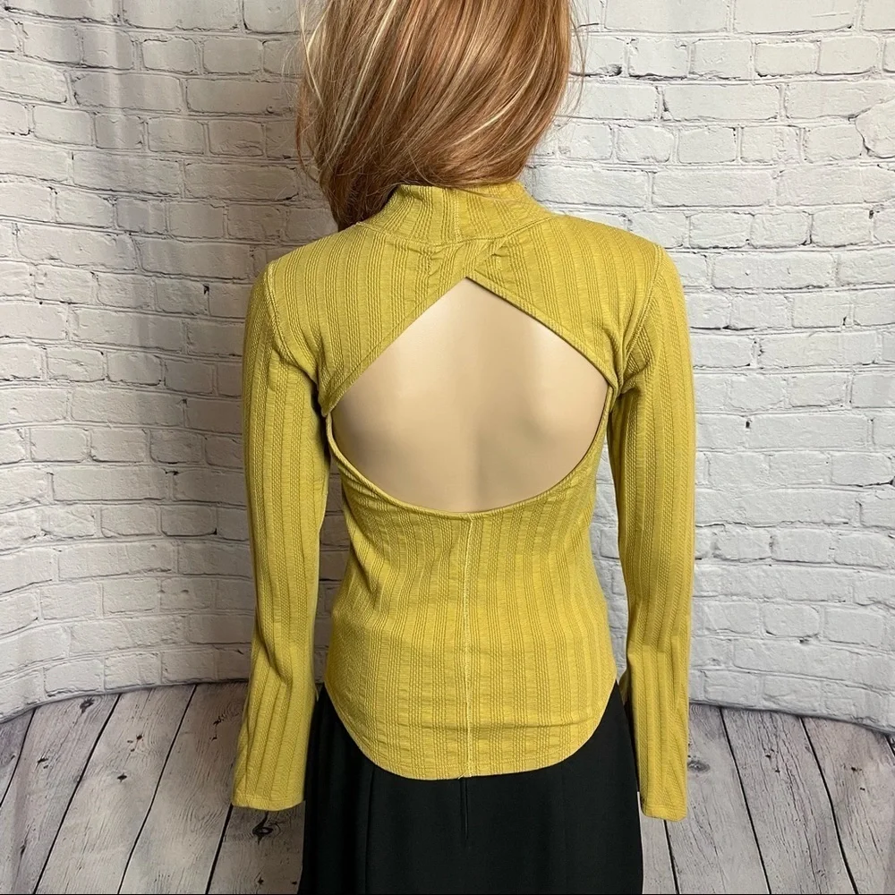 NWT New Free People Open Back Bell Sleeve Turtleneck Thermal Top Size XS